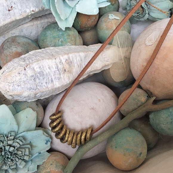 Sundance Charm necklace suede cord - Picture 3 of 10